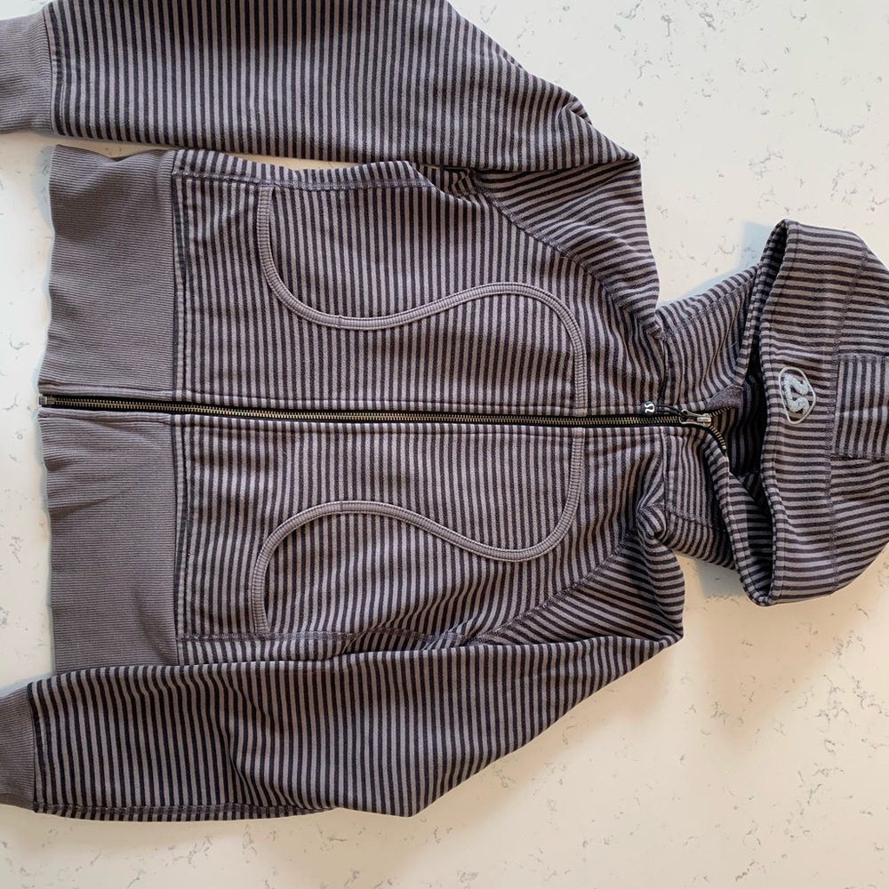 Lululemon Scuba Hoodie - Picture 2 of 2
